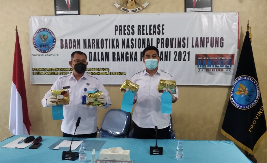 Dua Tersangka Peredaran Narkoba Diamankan, BNNP Lampung Masih Lakukan Pengembangan