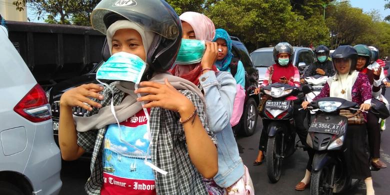 BPBD Mataram Imbau Pengendara Pakai Masker dan Kacamata