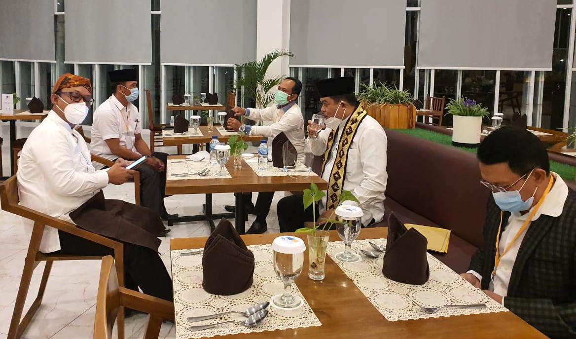 breaking-news-debat-calon-bupati-lampung-tengah-2.jpg