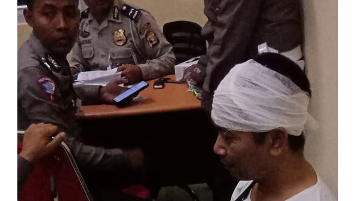 breaking-news-sopir-bus-selamat-dari-lakalantas-maut-di-way-kanan-amin-saypudin-saya-loncat-kaca.jpg