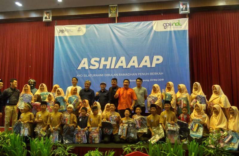 Bukber PGNCom Bersama Pelanggan dan Anak Yatim