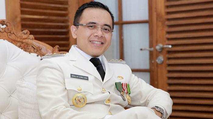 bupati-banyuwangi-abdullah-azwar-anas_20161127_085354.jpg
