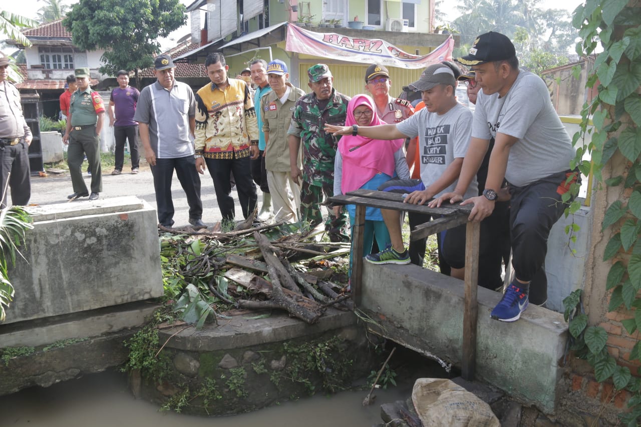 BPBD Siap Normalisasi Drainase Antisipasi Drainase Meluap di Pekon Pardasuka