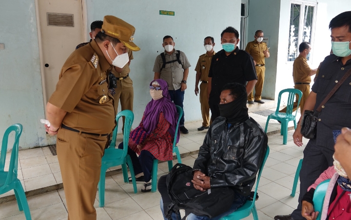 Sidak Hari Pertama, Bupati Musa Ahmad Minta Jangan Ada Pungutan di Disdukcapil