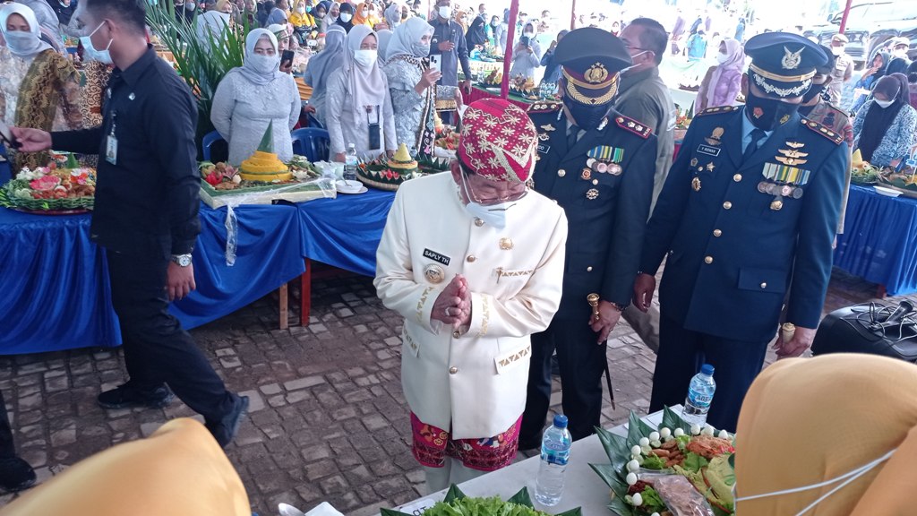 Desa Bangun Jaya dan Satpol PP Juara Lomba Tumpeng di Mesuji Lampung