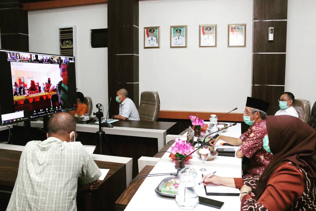 Bupati Pringsewu Sujadi Pantau Corona lewat Vicon