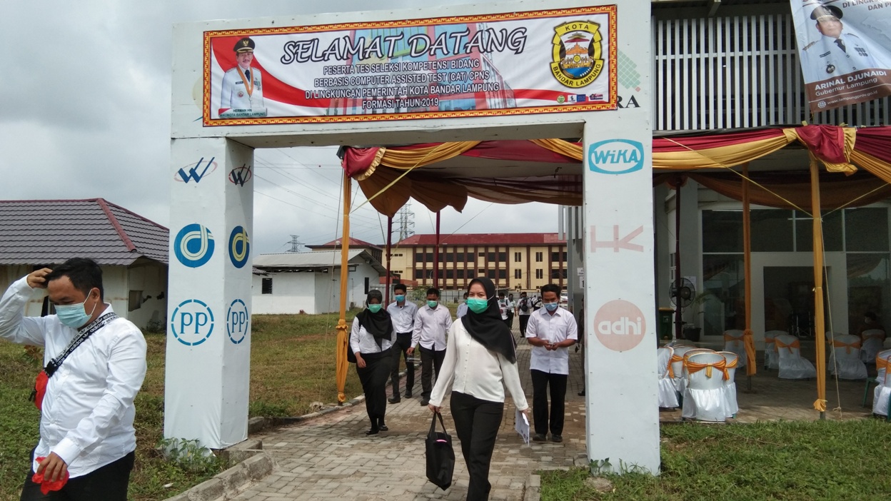 cerita-peserta-tes-skb-cpns-2019-pemkot-bandar-lampung-risih-kerjakan-soal-pakai-masker.jpg