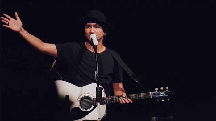 chord-gitar-dan-lirik-lagu-dia-anji-di-suatu-hari-tanpa-sengaja-kita-bertemu.jpg