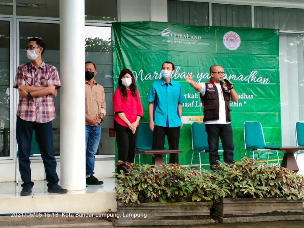 citraland-bandar-lampung-bagikan-bingkisan.jpg