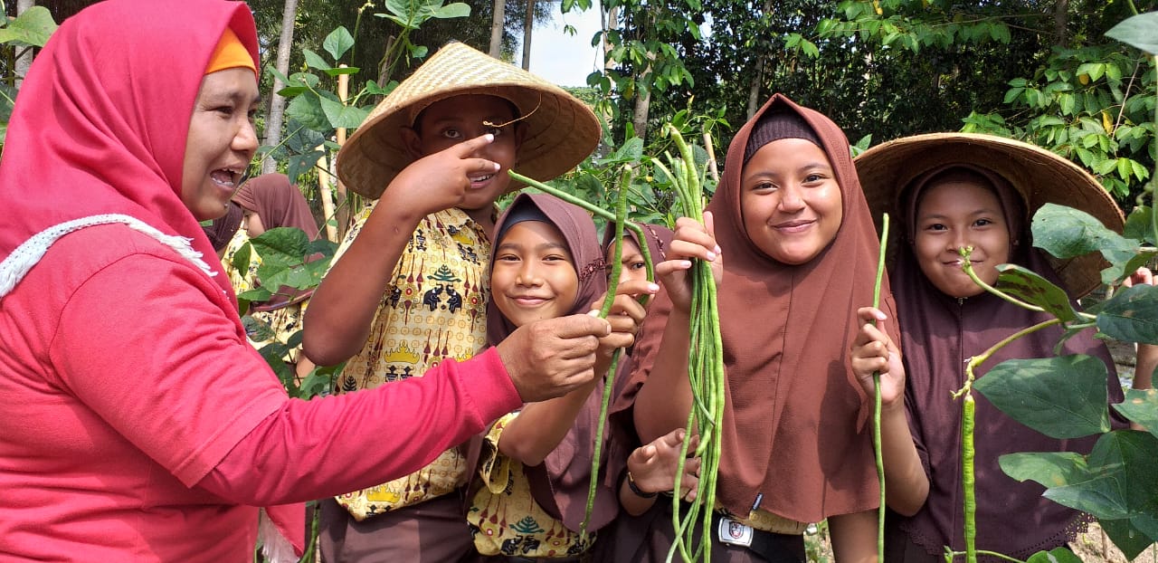 Isi Liburan, Siswa SDN Diajak Coca-Cola Forest Fun Learning