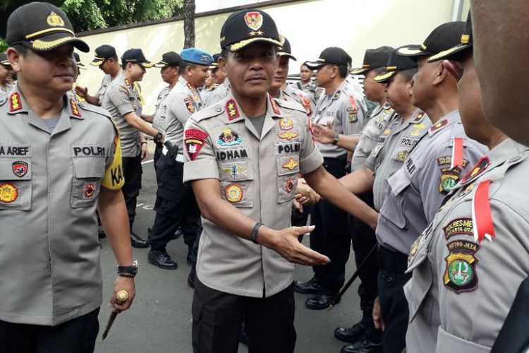 daftar-jenderal-polisi-yang-dimutasi-kapolri-jenderal-tito-karnavian.jpg