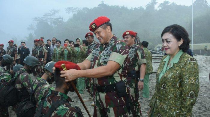 danjen-kopassus-resmi-tutup-pendidikan-komando-angkatan.jpg