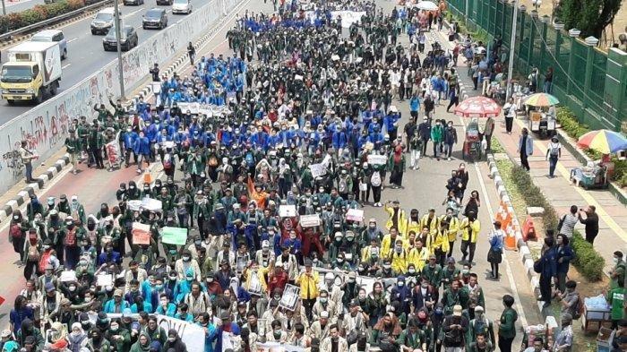 demo-mahasiswa-tolak-rkuhp-dpr.jpg