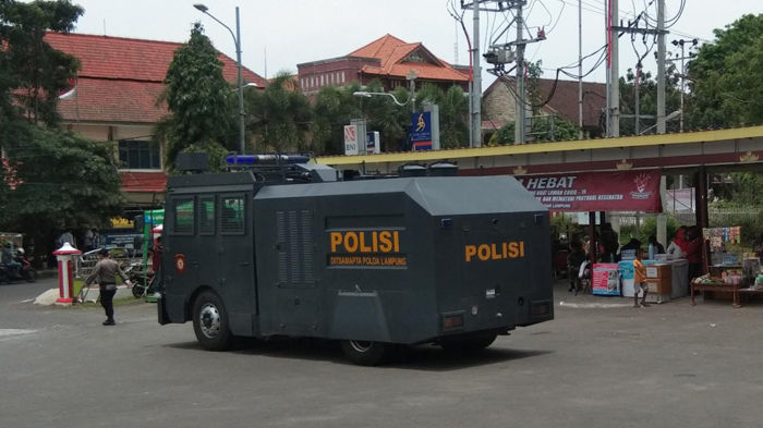 Demo Tolak Omnibus Law di Pemkot Bandar Lampung Dijaga Ketat Aparat Gabungan