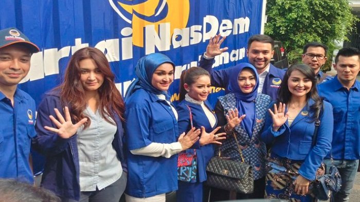deretan-artis-yang-nyaleg-dari-nasdem_20180717_194026.jpg
