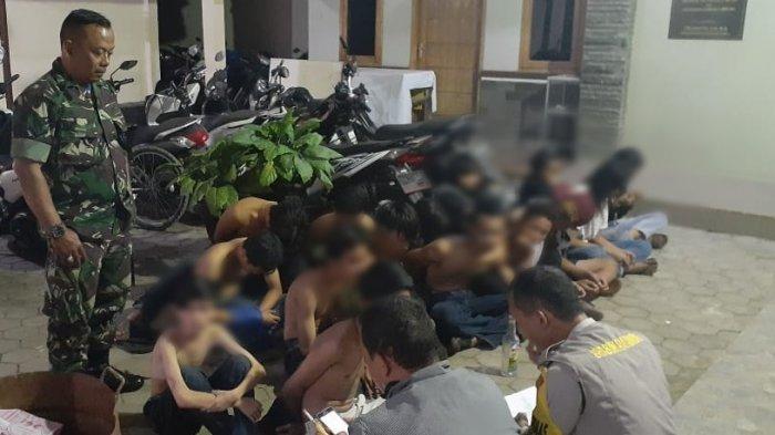 di-hadapan-lurah-dan-polisi-17-anjal-diamankan-anggota-tni-di-bandar-lampung.jpg