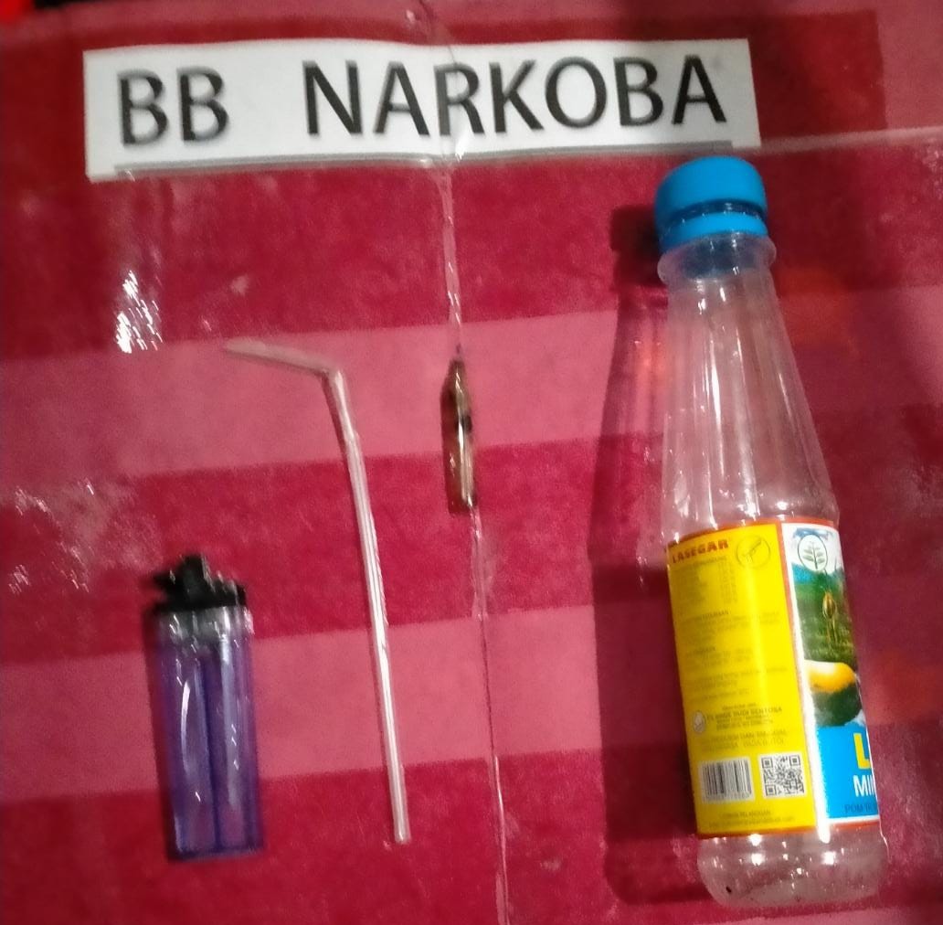 diduga-terlibat-kasus-narkoba-dua-warga-purbolinggo-diamankan-polisi.jpg
