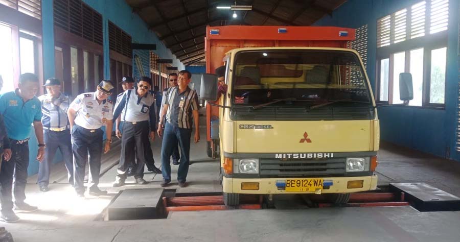 dinas-perhubungan-lampung-utara-lakukan-uji-ulang-kendaraan.jpg