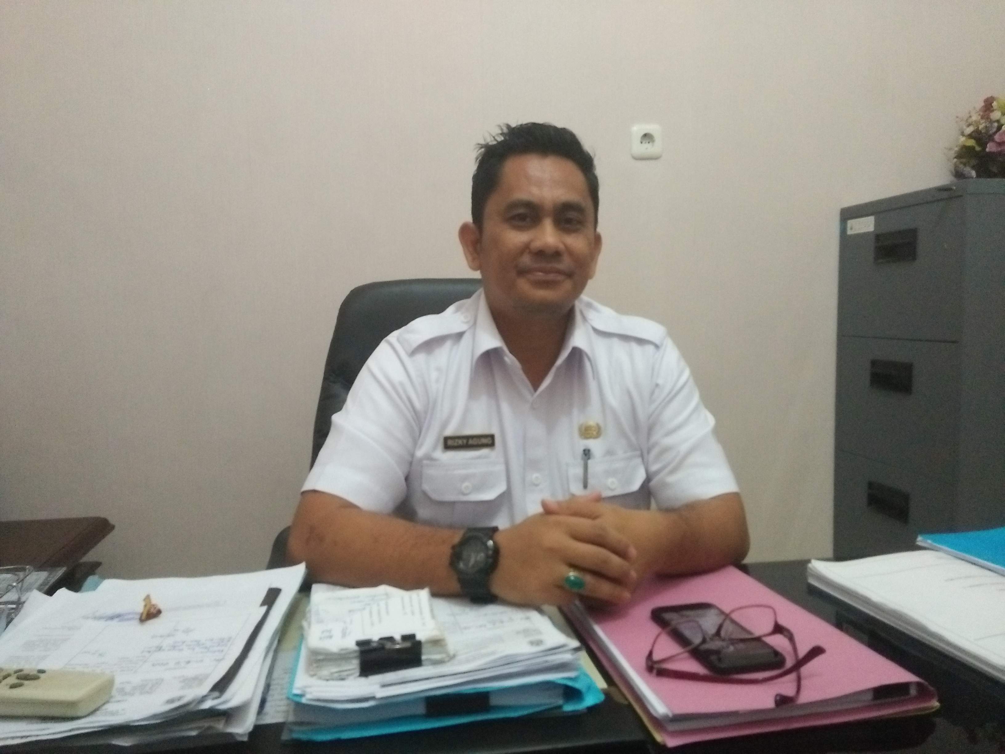 Warga Kerawang Minta Perhatian, Dinas PU Minta Lurah Segera Kirim Surat Soal Kondisi Drainase