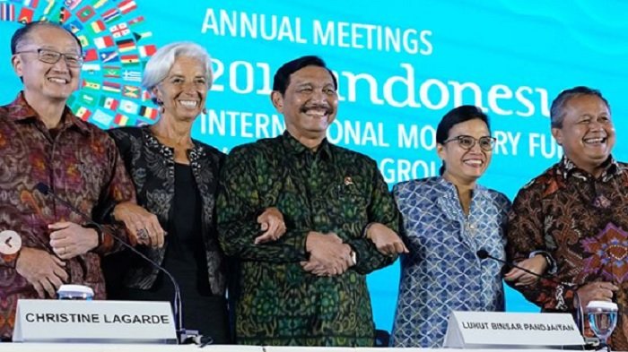 Begini Reaksi Direktur IMF Saat Ditegur Menteri Luhut karena Acungkan 2 Jari