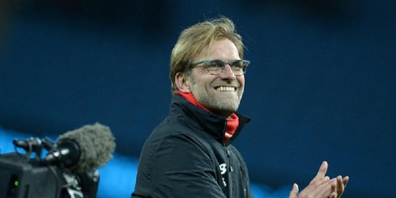 ekspresi-kebahagiaan-manajer-liverpool-juergen-klopp_20151122_080308.jpg