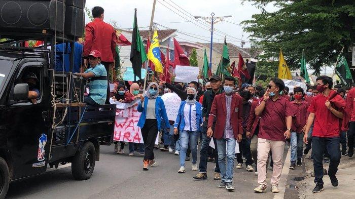 elemen-mahasiswa-di-lampung-utara-suarakan-tolak-omnibus-law.jpg
