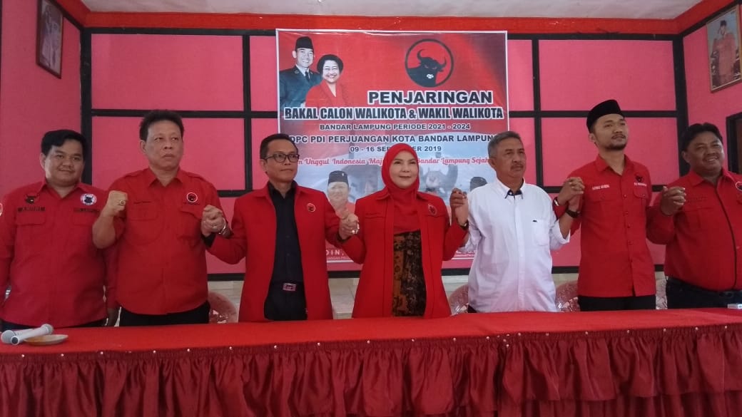 Jelang Pilwakot Bandar Lampung 2020, Eva Herman HN dan Yusuf Kohar Sudah Ambil Formulir di PDIP