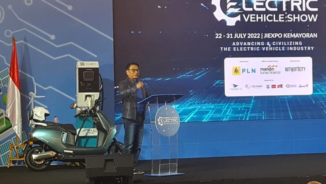 Pemerintah Akan Beri Insentif dan Subsidi Untuk Dorong Masyarakat Beralih ke Kendaraan Listrik