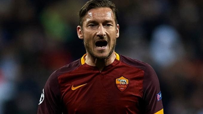 Asal Kontrak Diperpanjang di AS Roma, Totti Rela Tidak Digaji