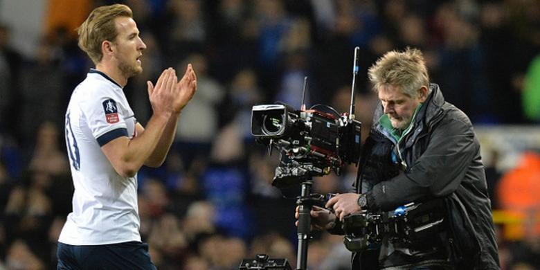 Van Gaal Ingatkan MU Jangan Terlalu Mewaspadai Kane