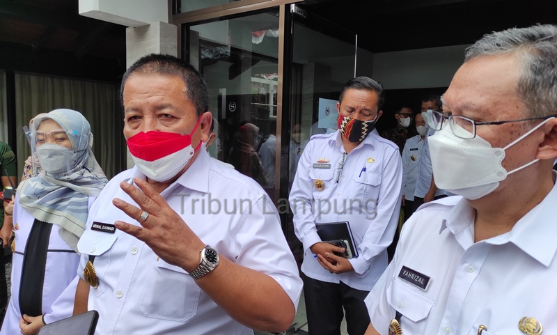gubernur-lampung-arinal-djunaidi-soal-limbah-perairan-lampung.jpg
