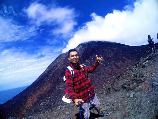 gunung-anak-krakatau_20170506_191827.jpg