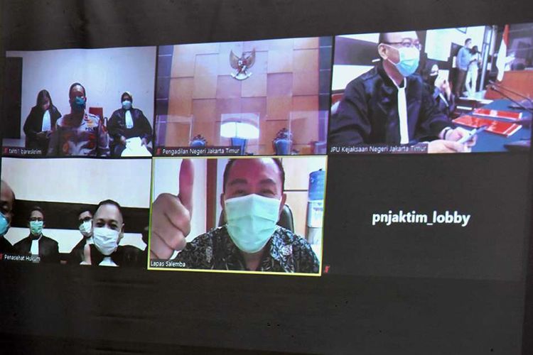 hakim-tegur-brigjen-prasetijo-saat-sidang.jpg