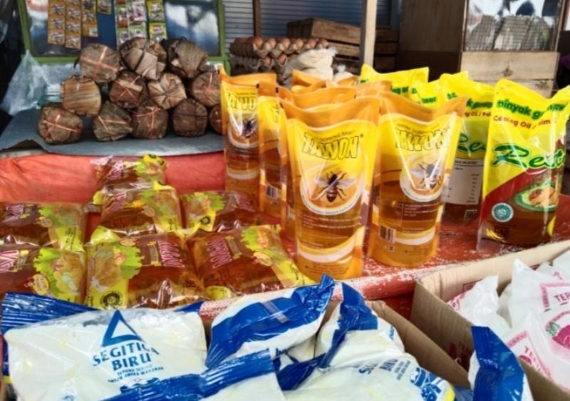 harga-minyak-goreng-di-lambar-turun-Rp-1000.jpg