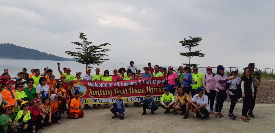 hash-house-harriers-di-pantai-sari-ringgung.jpg