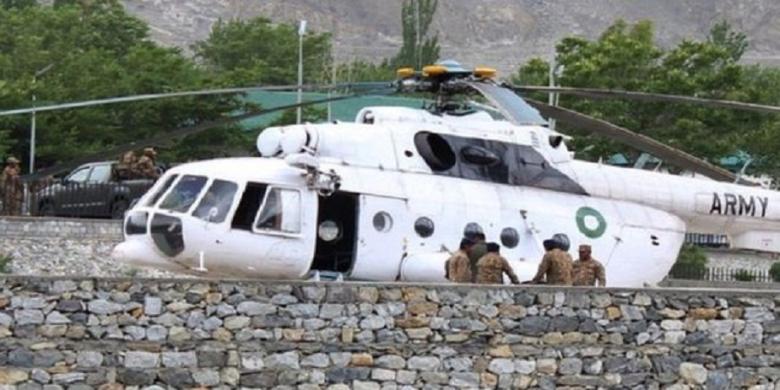 helikopter-di-pakistan_20150508_194345.jpg