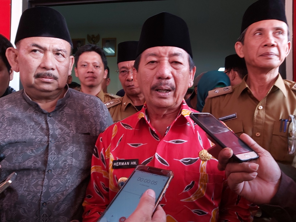 Liburkan Siswa karena Corona, Herman HN: Kasih Kerjaan atau Mainan