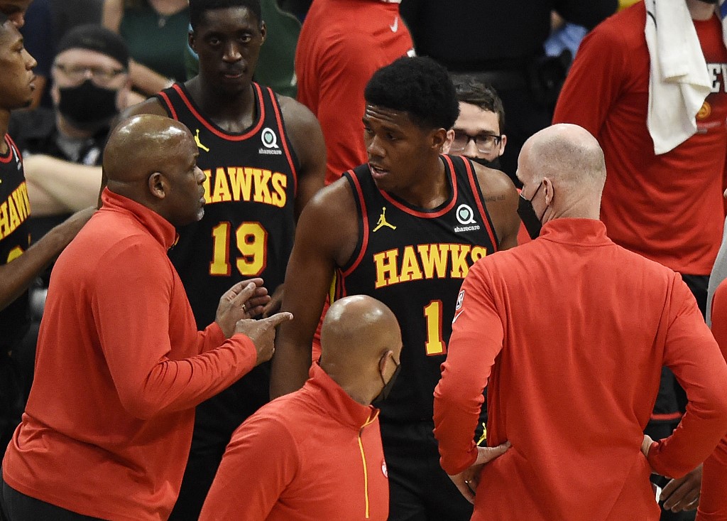 LINK LIVE Streaming Final Playoff NBA 2021 Bucks vs Hawks Besok di Vidio.com