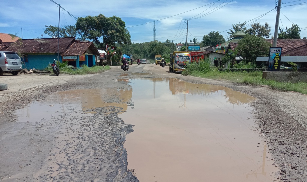 Jl Malabar I Way Halim Banyak Lubang