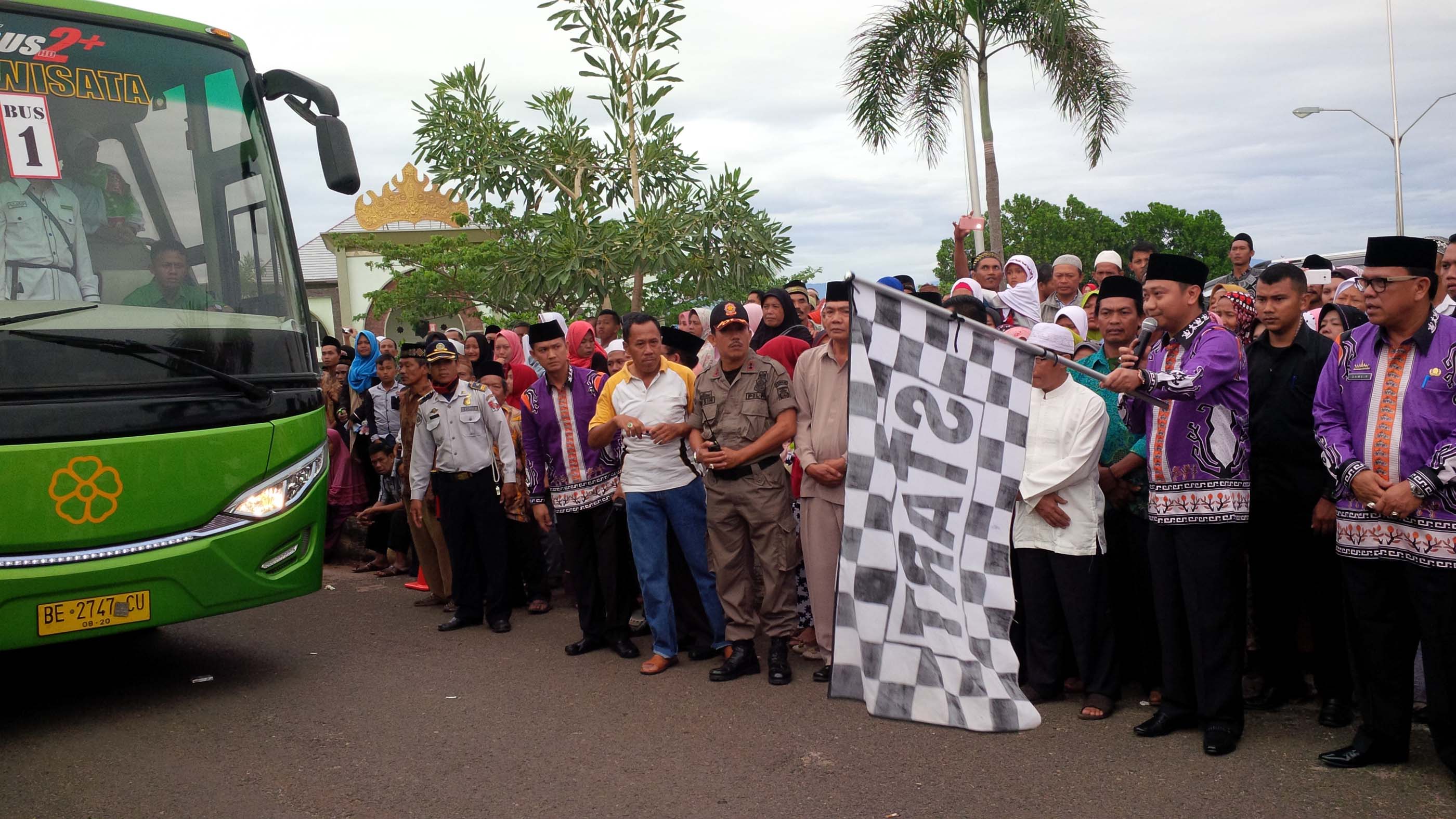 jamaah-haji-lampura_20160823_110925.jpg