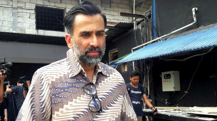 Aktor Jeremy Thomas Pernah Diusir Pemilik Kafe dii Belanda Karena Dikira Seorang Gembel