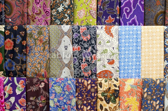 Peringati Hari Batik Nasional, Inilah 4 Kampung Batik di Pulau Jawa yang Bisa Dikunjungi Wisatawan