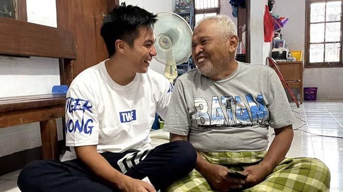 kakek-suhud-bertemu-baim-wong-senyum.jpg