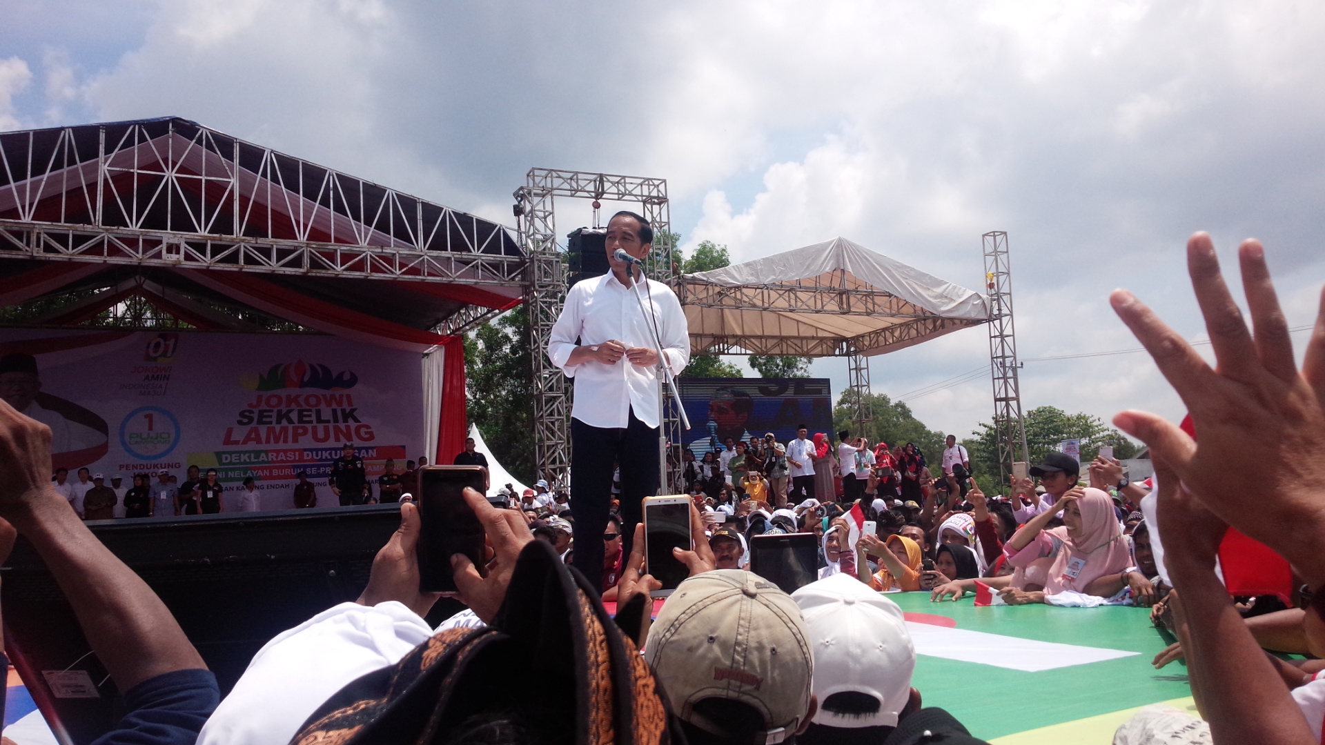 kampanye-jokowi-di-lamteng-1.jpg