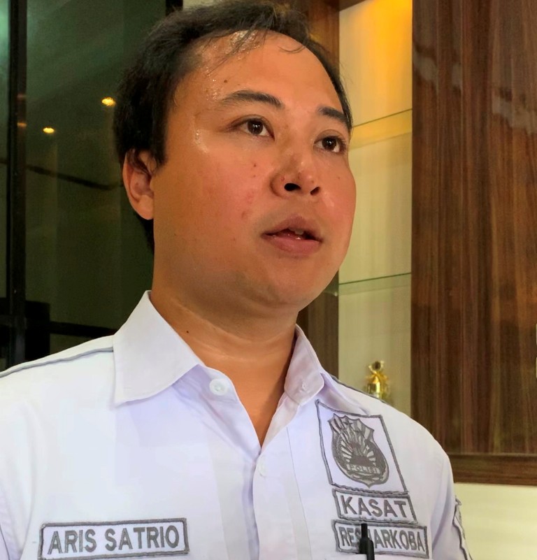 kasat-narkoba-polres-lampung-utara-iptu-aris-satrio-sujatmiko-2.jpg
