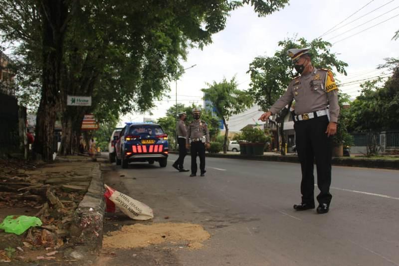 Kecelakaan Motor vs Motor di Metro, Satu Pengendara Tewas