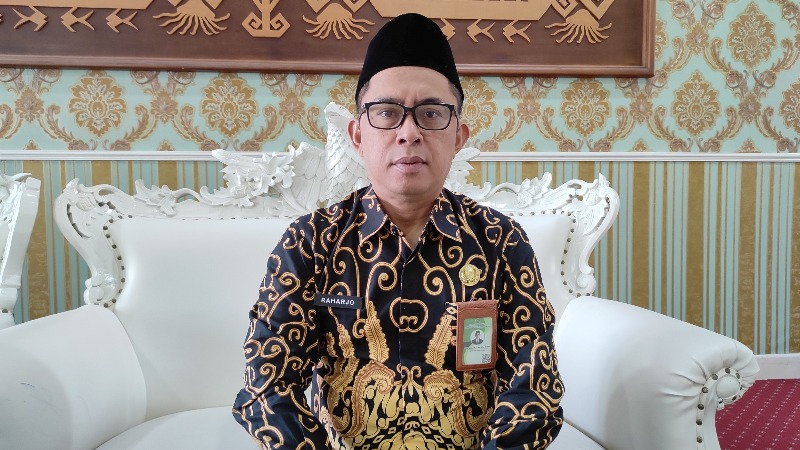 kepala-kantor-wilayah-kakanwil-kemenag-provinsi-lampung-puji-raharjo.jpg