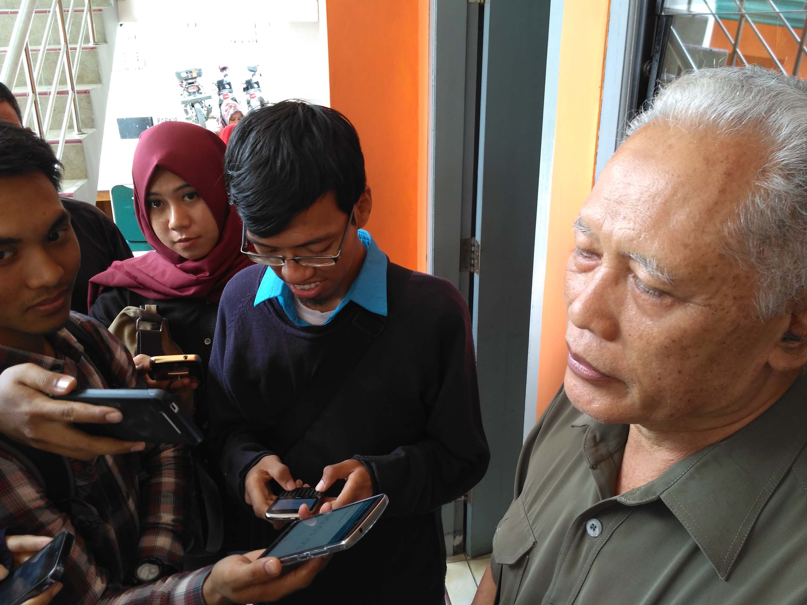 170 Siswa SMK 2 Mei Hadiri Sesi Pertama UNBK