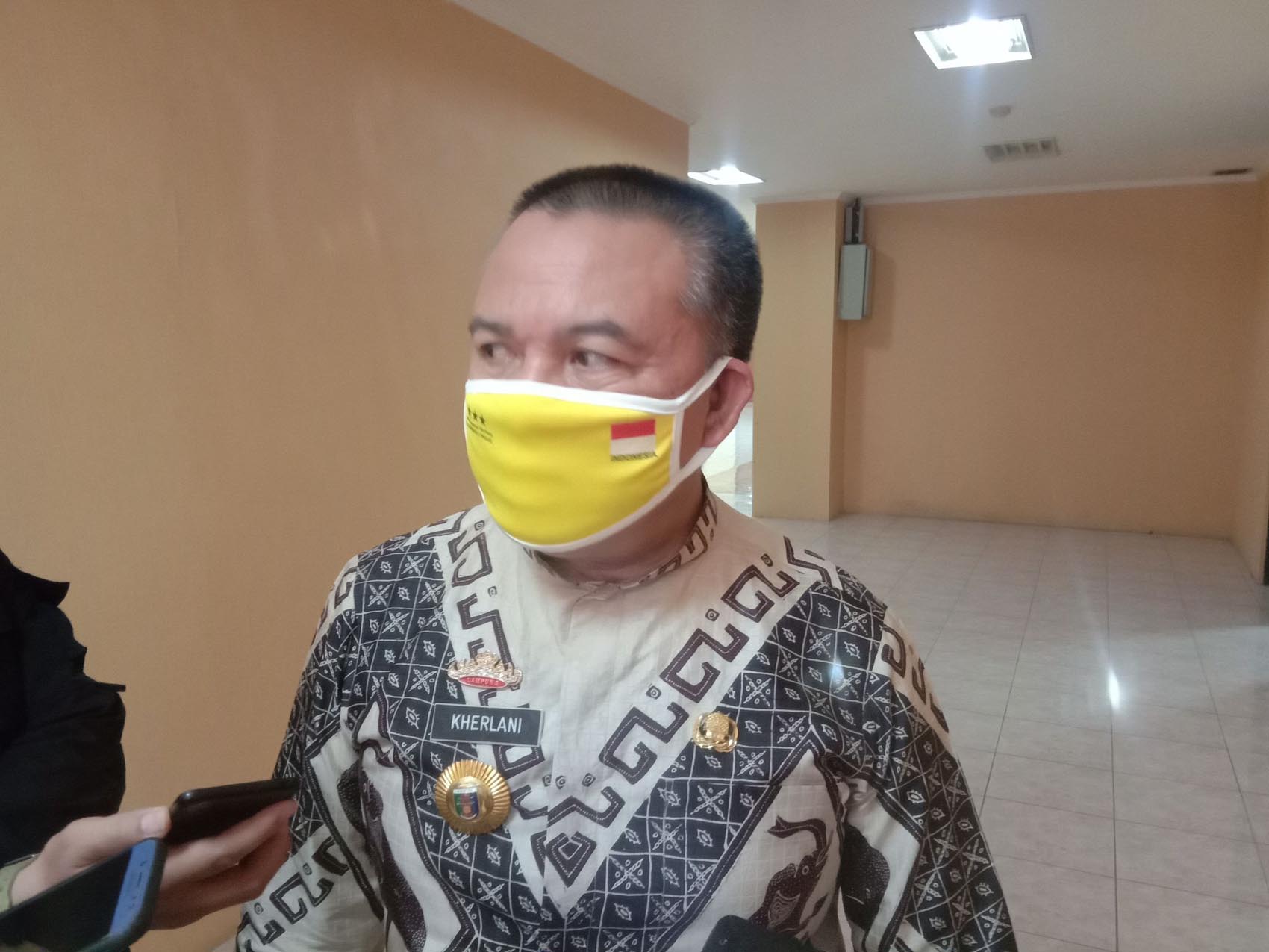 kherlani-saat-diwawancara-di-dprd-lampung.jpg