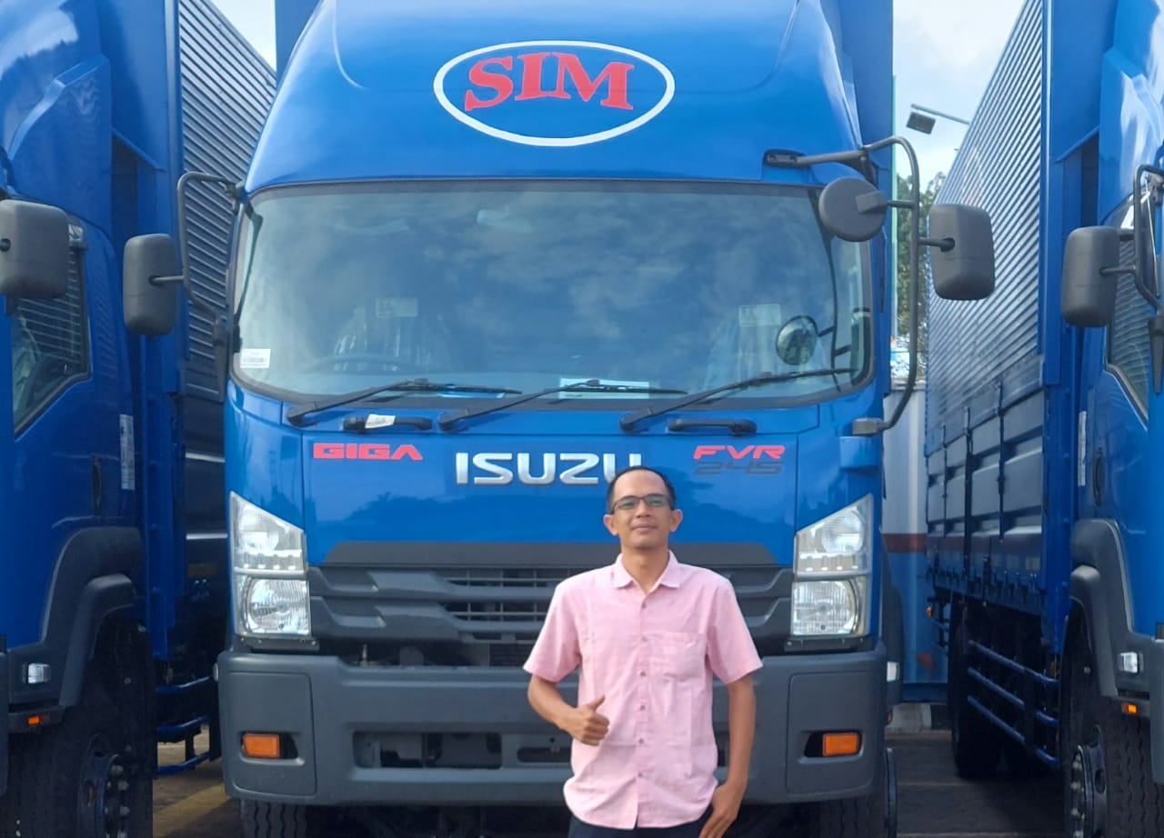 Kisah Sukses Salesman Astra Isuzu Cabang Lampung Rully Alfarizon